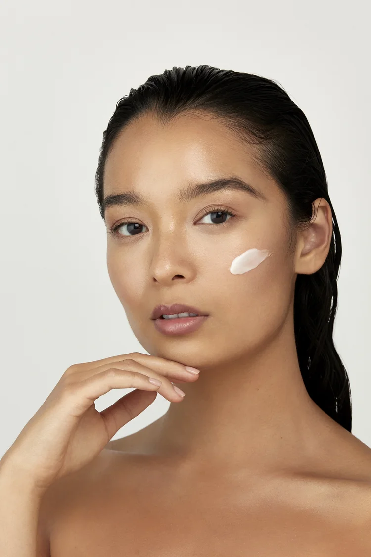 Beauty on-model — cream swatch